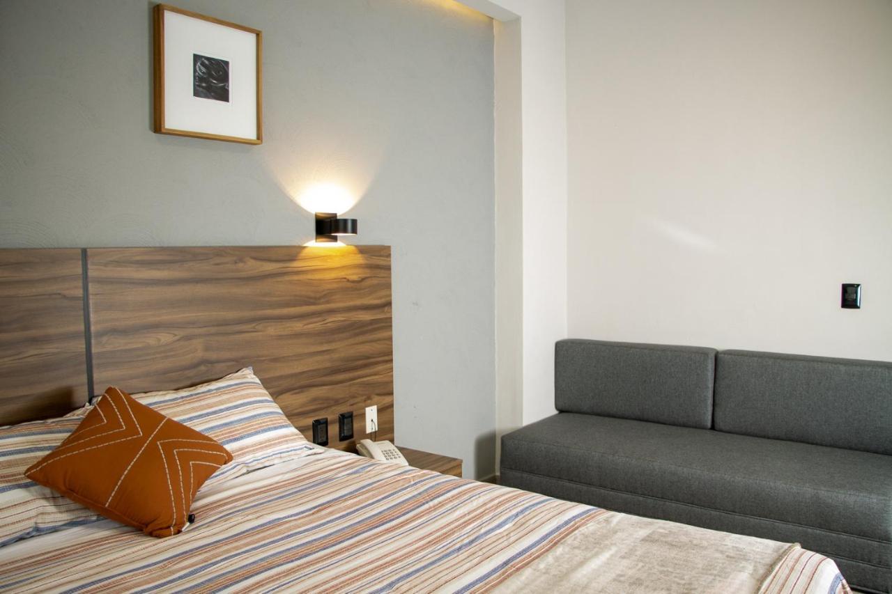 Zitácuaro Hotel Del Carmen מראה חיצוני תמונה